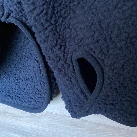 NWT-Women’s Tommy Hilfiger Soft 1/4 Zip Hoodie - Picture 4 of 5